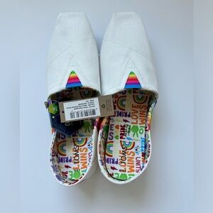 Toms Pride Alpargata Unity Rainbow Slip On Casual Shoes New nwt 8.5